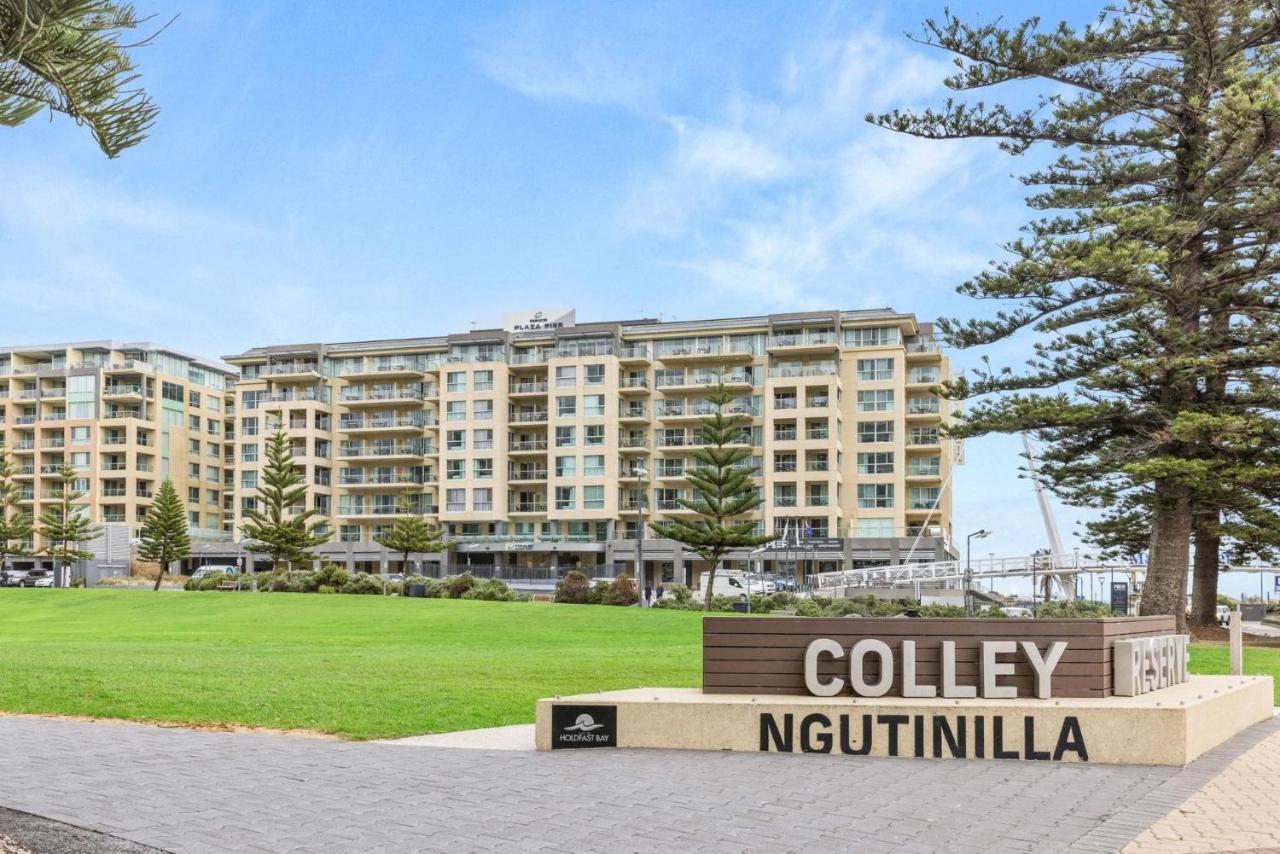 Belle Escapes - Glenelg Seaside Apartment Luaran gambar